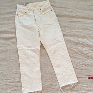 Levi’s Women's Cropped Cream Jeans, 26 x 25